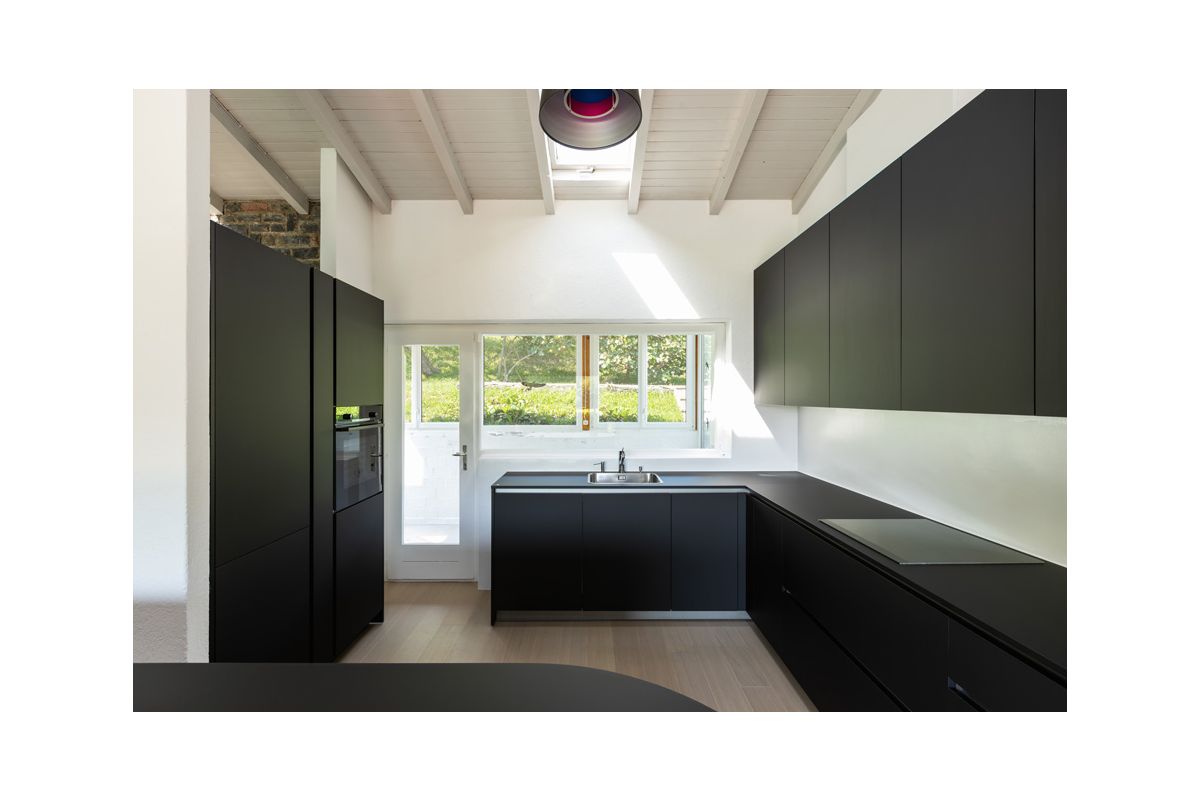 am-black-0190.jpg