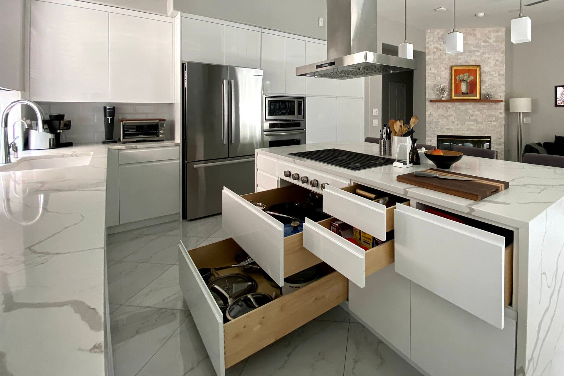 modern-european-rta-kitchen-cabinets-doors-wall-panels-27estore